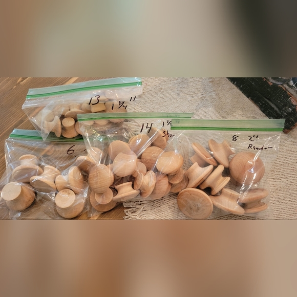 Wood Door Pulls Knobs Lot 41 pieces Different Sizes Wooden Cabinets - Picture 13 of 13